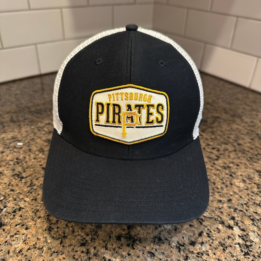 Pittsburgh Pirates '47 Trucker Snapback Hat Adjustable OSFA Black White